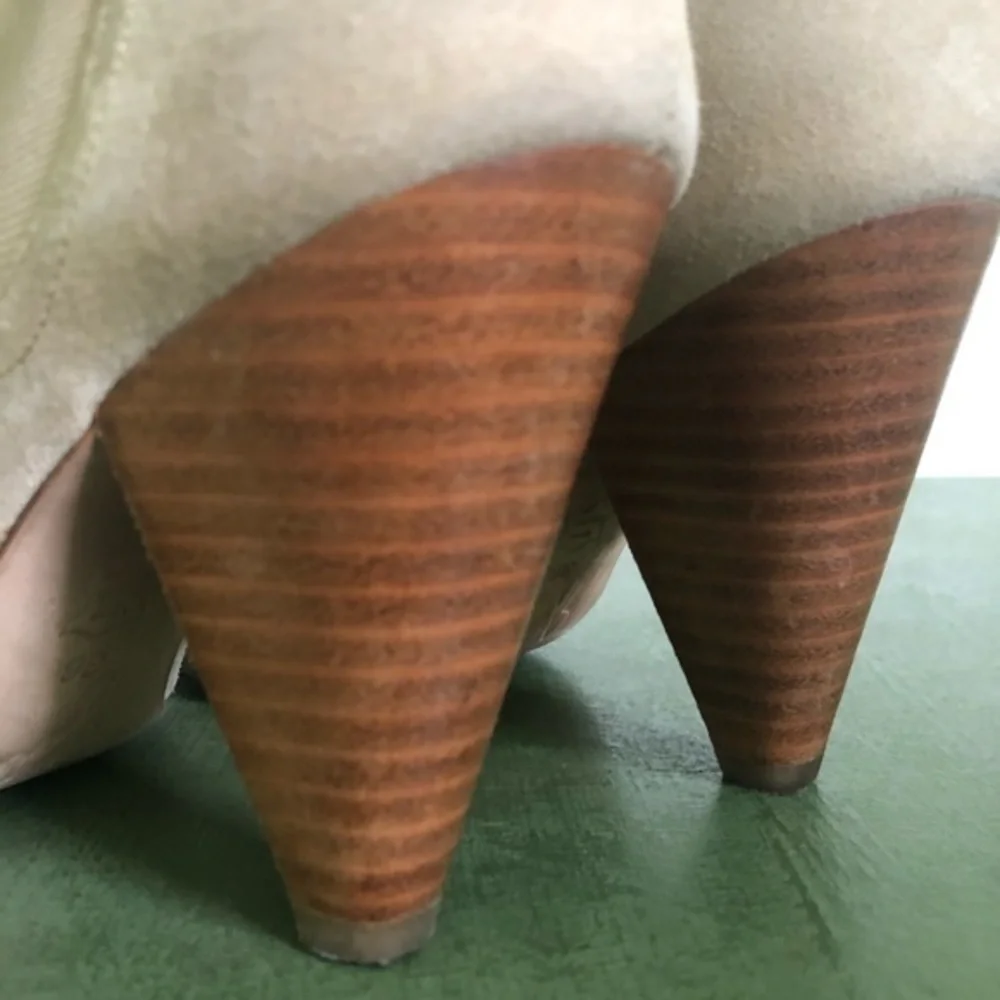 Joie barleena suede